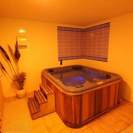 Les Arches Aparthotel 3*